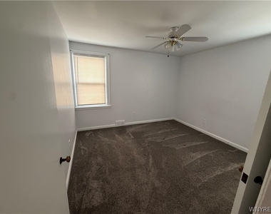 808 Cleveland Drive - Photo Thumbnail 6