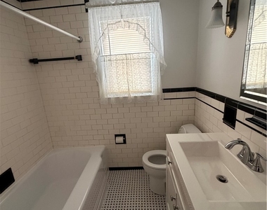 808 Cleveland Drive - Photo Thumbnail 7