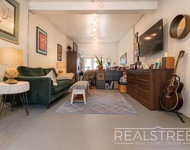 36 South 4th Street - Photo Thumbnail 1