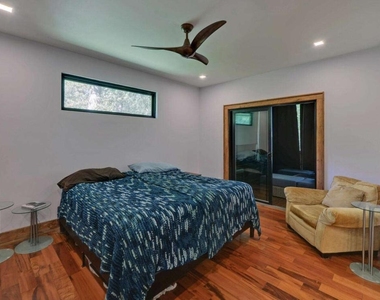 675 Freedom Heights - Photo Thumbnail 12