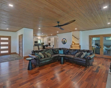675 Freedom Heights - Photo Thumbnail 3