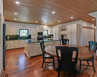 675 Freedom Heights - Photo Thumbnail 8