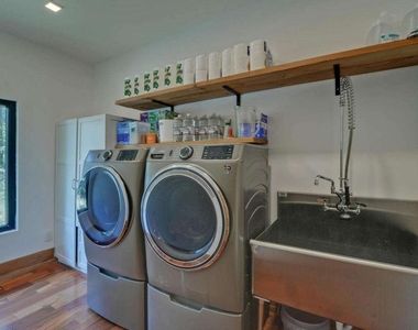 675 Freedom Heights - Photo Thumbnail 19