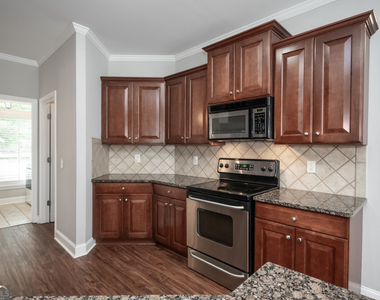 101 Falling Shoals Drive - Photo Thumbnail 24