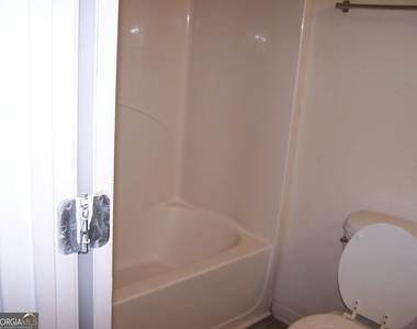 102 B Cameron Way - Photo Thumbnail 14