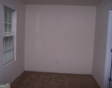 102 B Cameron Way - Photo Thumbnail 13