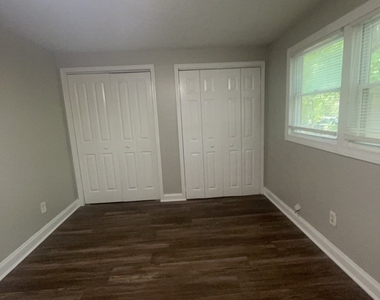 2381 Bruce Street - Photo Thumbnail 13