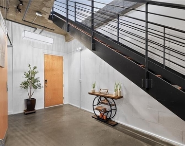 123 Luckie Street Nw - Photo Thumbnail 15