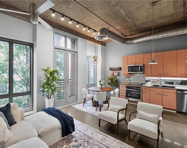 123 Luckie Street Nw - Photo Thumbnail 5