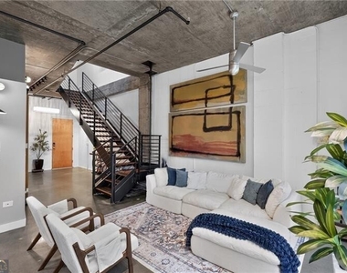 123 Luckie Street Nw - Photo Thumbnail 6