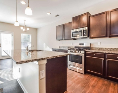 4995 Rapahoe Trail - Photo Thumbnail 2