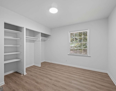 2382 Peachwood Circle Ne - Photo Thumbnail 19