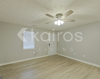 320 Deerpark Drive - Photo Thumbnail 1