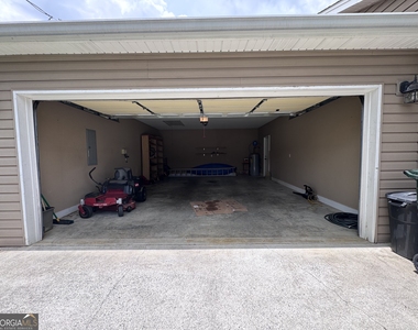 217 Guyler Street - Photo Thumbnail 13