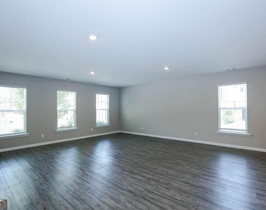 4355 Magpie Drive - Photo Thumbnail 6