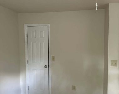 1167 Turner Way - Photo Thumbnail 13