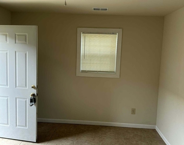 1167 Turner Way - Photo Thumbnail 7