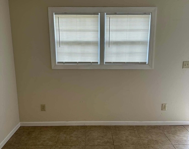 1167 Turner Way - Photo Thumbnail 9
