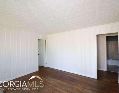 15 Watson Drive - Photo Thumbnail 6