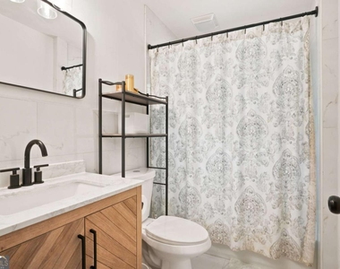 581 Meadowbrook Drive Se - Photo Thumbnail 10