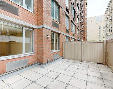 120 W. 21st - Photo Thumbnail 3
