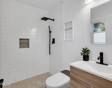 32 Belmont Avenue - Photo Thumbnail 24