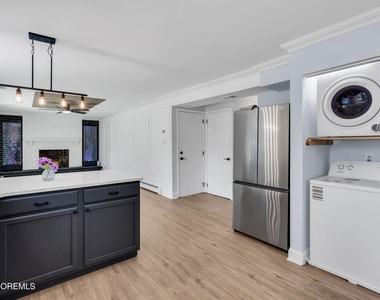 32 Belmont Avenue - Photo Thumbnail 10