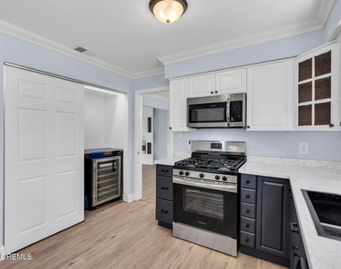 32 Belmont Avenue - Photo Thumbnail 11