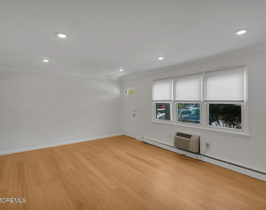 96 East Avenue - Photo Thumbnail 8