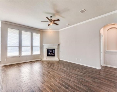 4308 Salado Creek Way - Photo Thumbnail 5