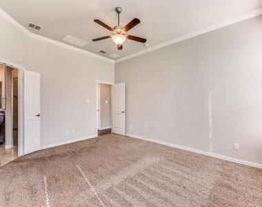 4308 Salado Creek Way - Photo Thumbnail 14
