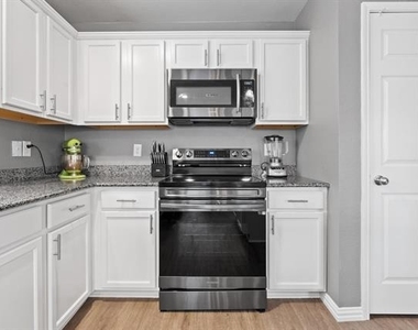 9937 Amosite Drive - Photo Thumbnail 11