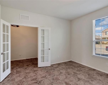 2011 Avondown Road - Photo Thumbnail 3