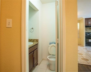 2746 Kingston Street - Photo Thumbnail 15