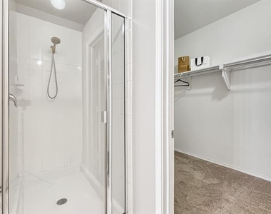 4408 Dashland Drive - Photo Thumbnail 18
