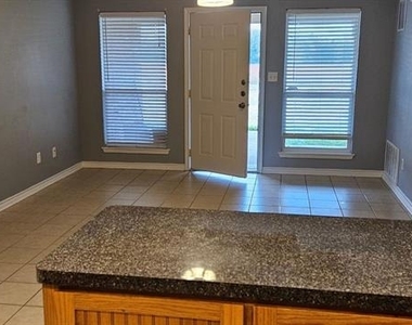 1130 E Ohio Street - Photo Thumbnail 2