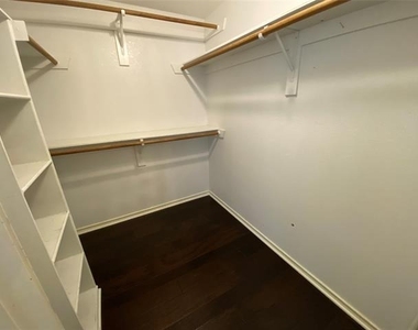 1011 Michelson Lane - Photo Thumbnail 8