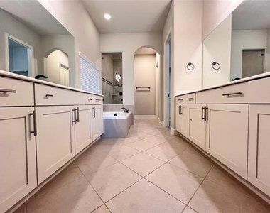 1616 Tanner Parkway - Photo Thumbnail 2