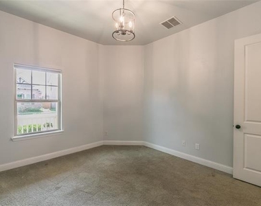 3903 Plum Vista Place - Photo Thumbnail 21