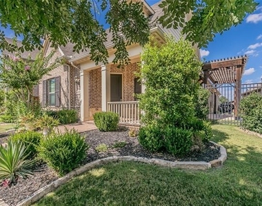 3903 Plum Vista Place - Photo Thumbnail 2