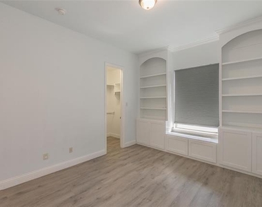 3903 Plum Vista Place - Photo Thumbnail 16