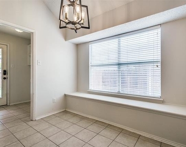 7046 Saint Augustine Drive - Photo Thumbnail 13