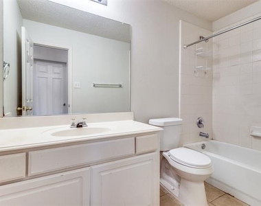 7046 Saint Augustine Drive - Photo Thumbnail 19
