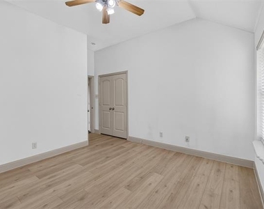 5709 Main Street - Photo Thumbnail 16