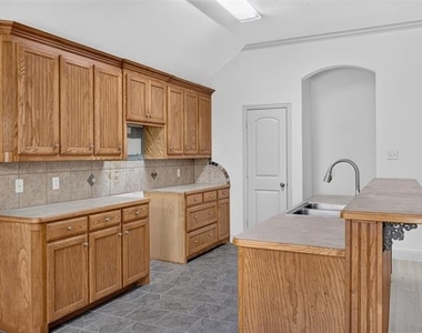 5709 Main Street - Photo Thumbnail 6