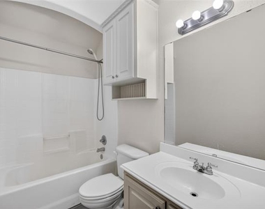 5709 Main Street - Photo Thumbnail 12