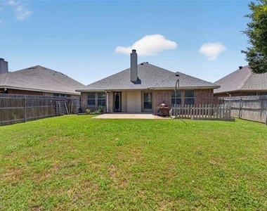5709 Main Street - Photo Thumbnail 21