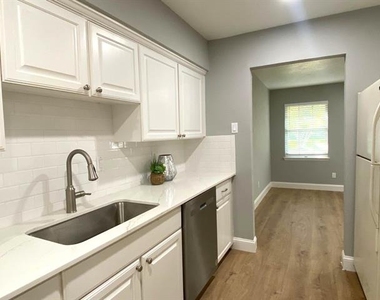 7404 Walling Lane - Photo Thumbnail 9