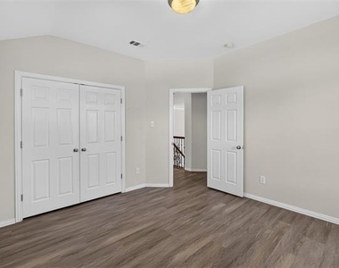 4521 Chaparral Creek Drive - Photo Thumbnail 21