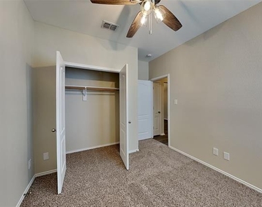 4117 Chelan Court - Photo Thumbnail 11